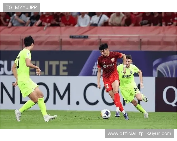 上海海港在亚冠生死战中力拼柔佛，前景不明