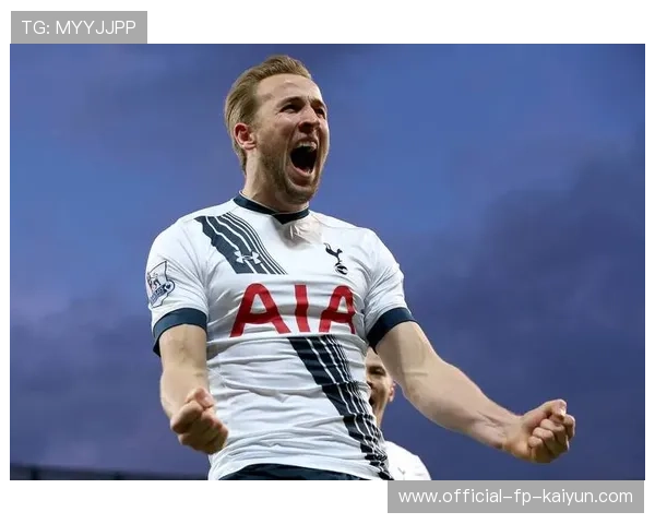 凯恩中场回撤连线创造空间，热刺布局成熟